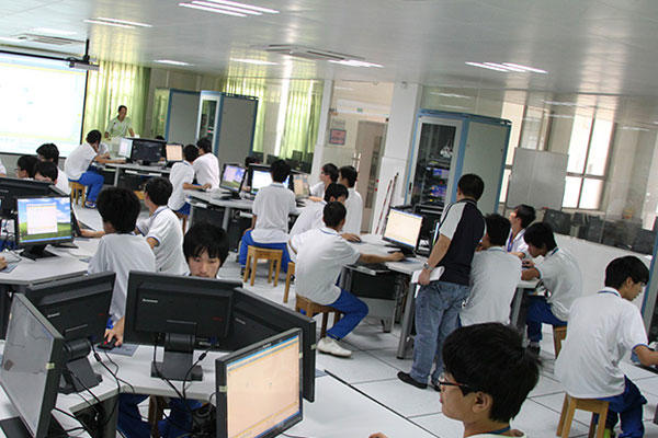广州白云工商技师学院计算机网络应用（网络工程师方向）