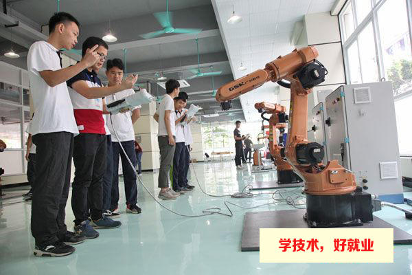 广州白云工商高级技工学校工业机器人应用技术学习内容