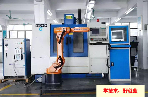 广东省能开设工业机器人应用技术专业
