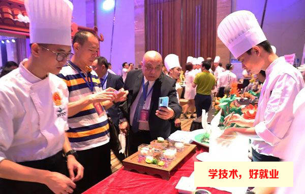 广州白云工商高级技工学校烹饪（名菜制作与营养保健方向）专业介绍