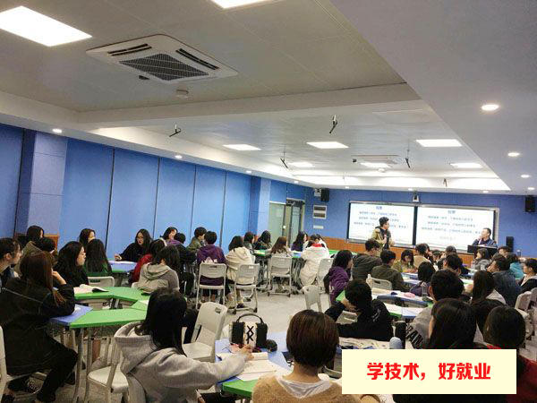 广州市白云工商技师学院市场营销专业介绍