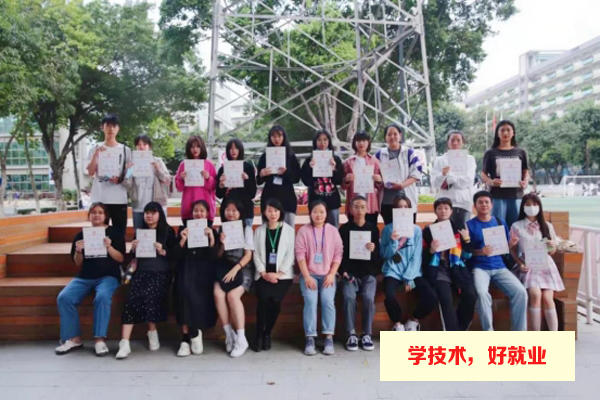 广州白云工商技师学院学子青少年英语口语决赛屡屡获奖