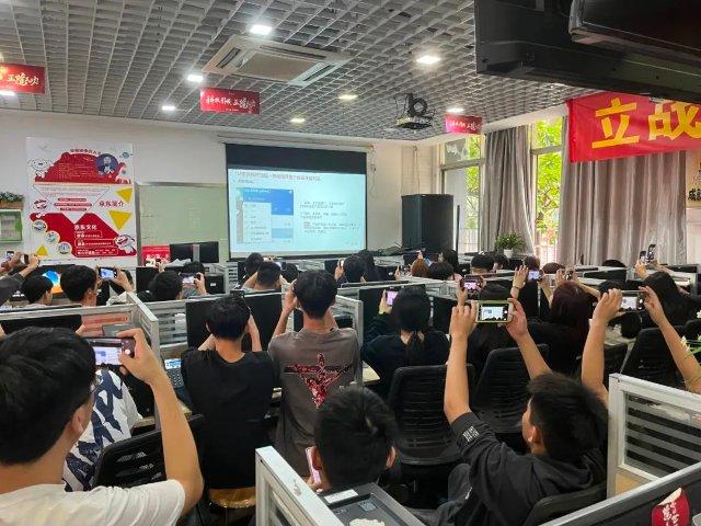 2022广东岭南现代技师学院电商学院再战京东双十一插图6