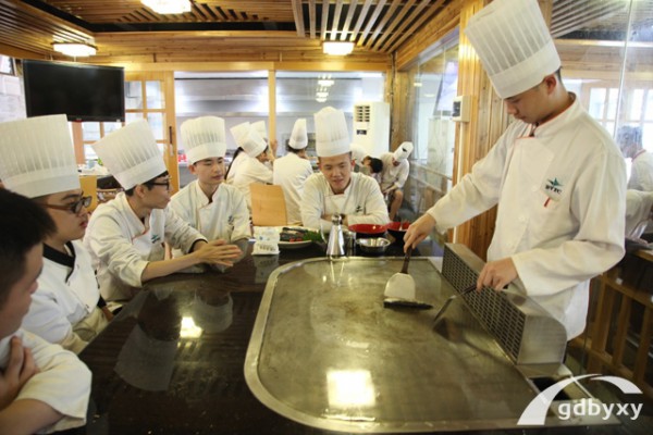 2023年广州白云工商技师学院烹饪（中西式面点）专业介绍